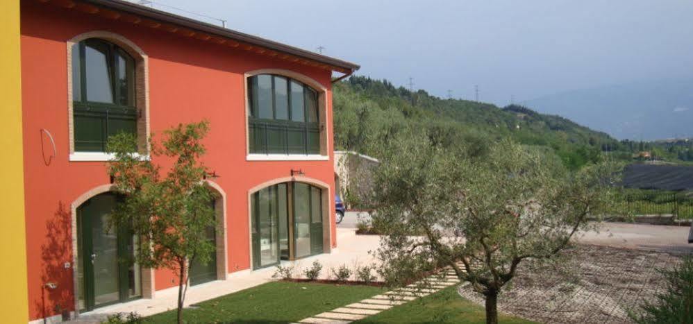 Agriturismo Camparella Pastrengo Exterior foto